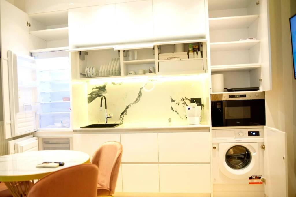 Ecostay-Serenity,Business Class Apartment By The Sea In Alimos Kalamaki 雅典 外观 照片